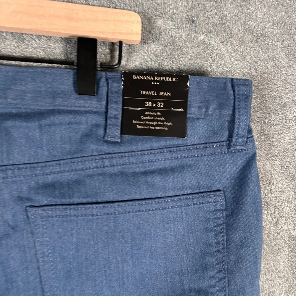 Banana Republic Travel Jean Mens 38x32 Blue Athletic Fit Tapered Leg Stretch NWT